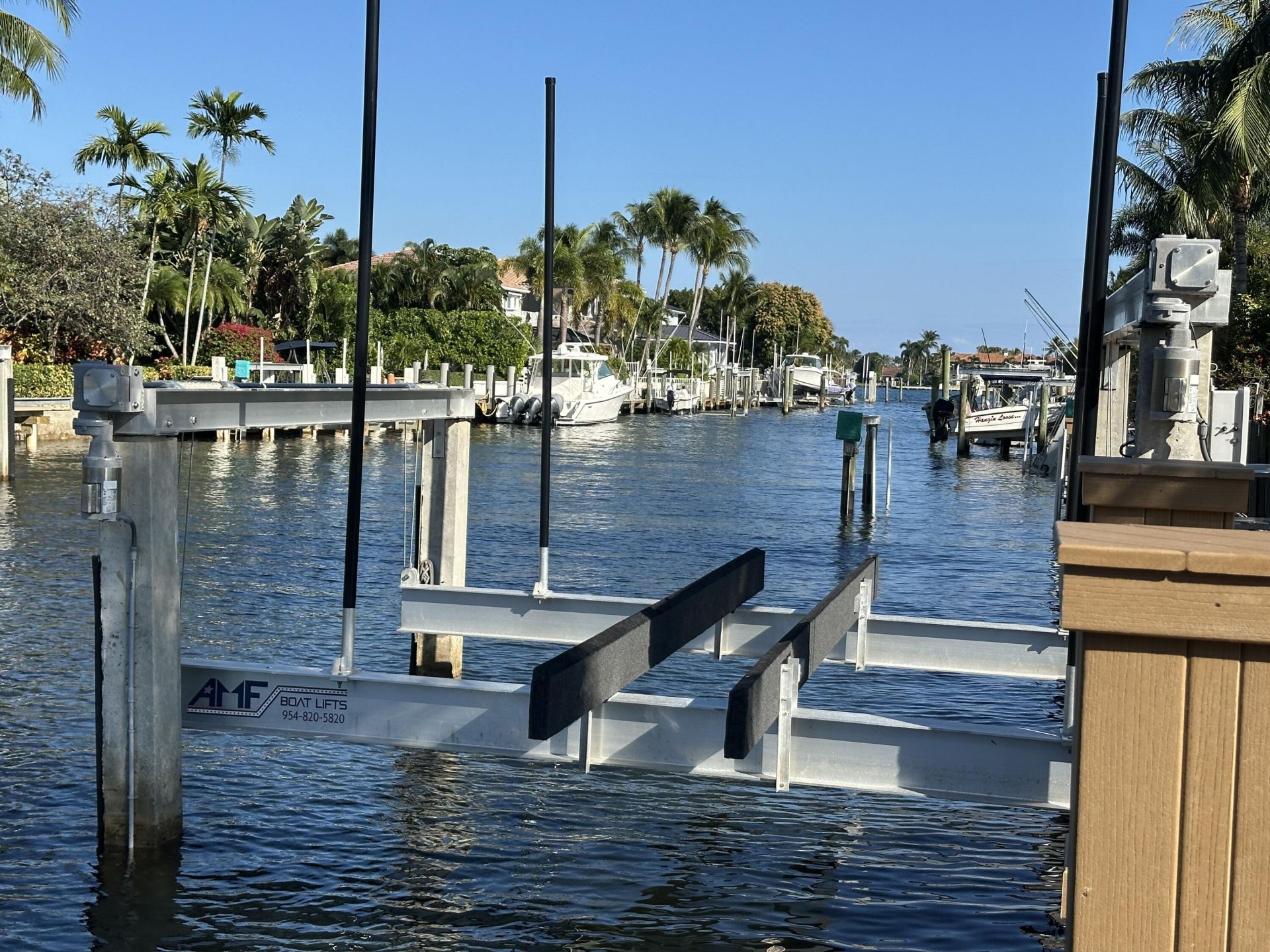 725 Shore Drive, Boynton Beach, FL 33435 Photo