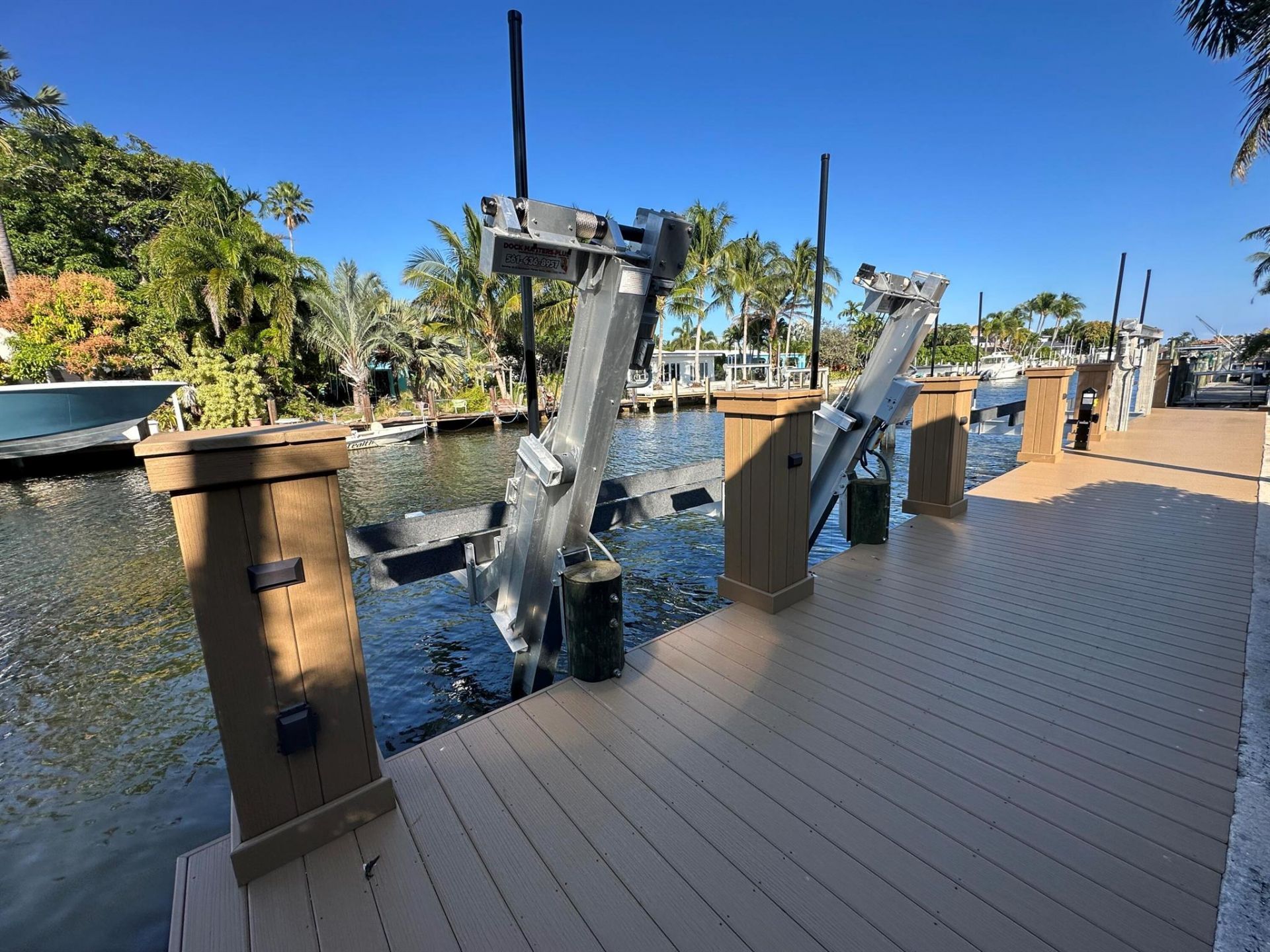 725 Shore Drive, Boynton Beach, FL 33435 Photo