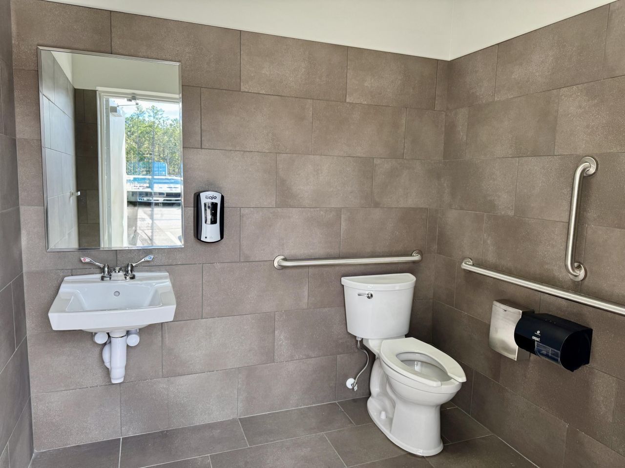 185 Brewer Road Photo 23