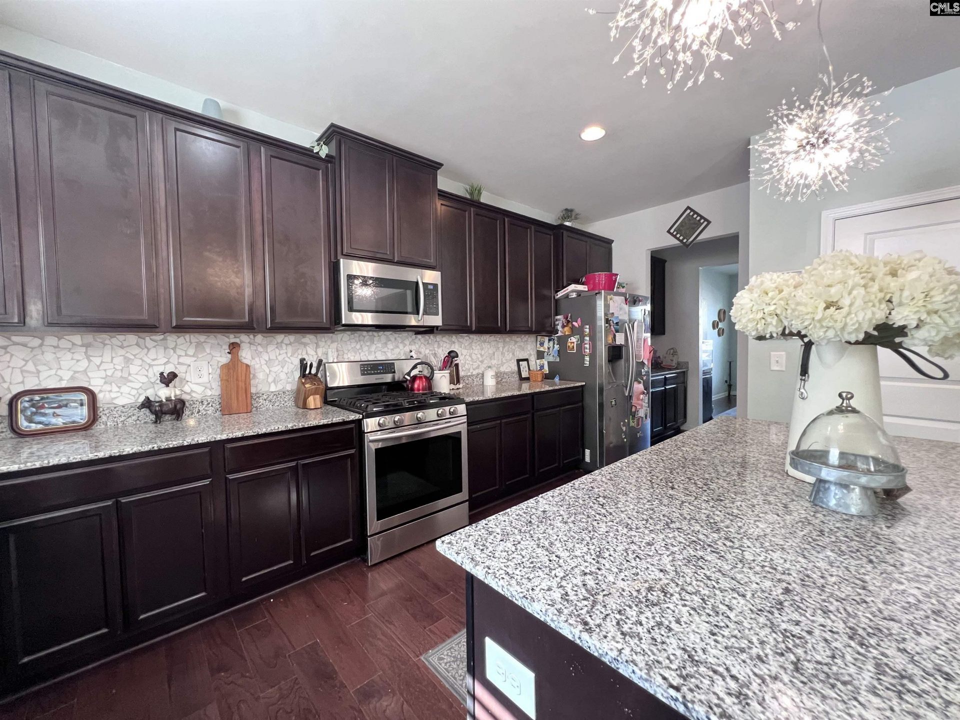 526 Litchfield Lane Photo 10