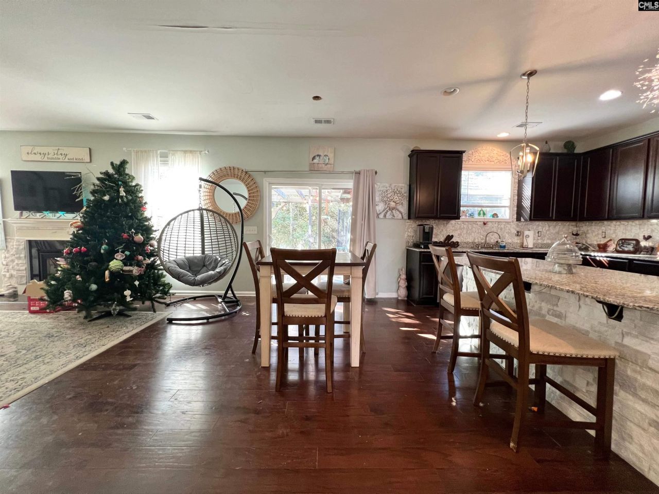 526 Litchfield Lane Photo 14