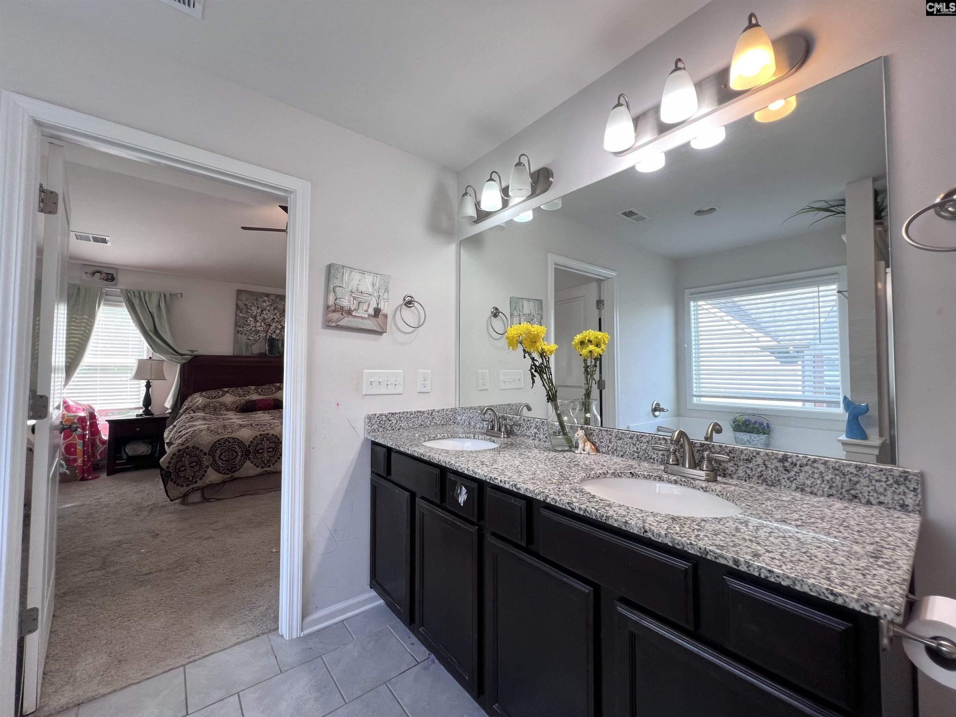 526 Litchfield Lane Photo 30