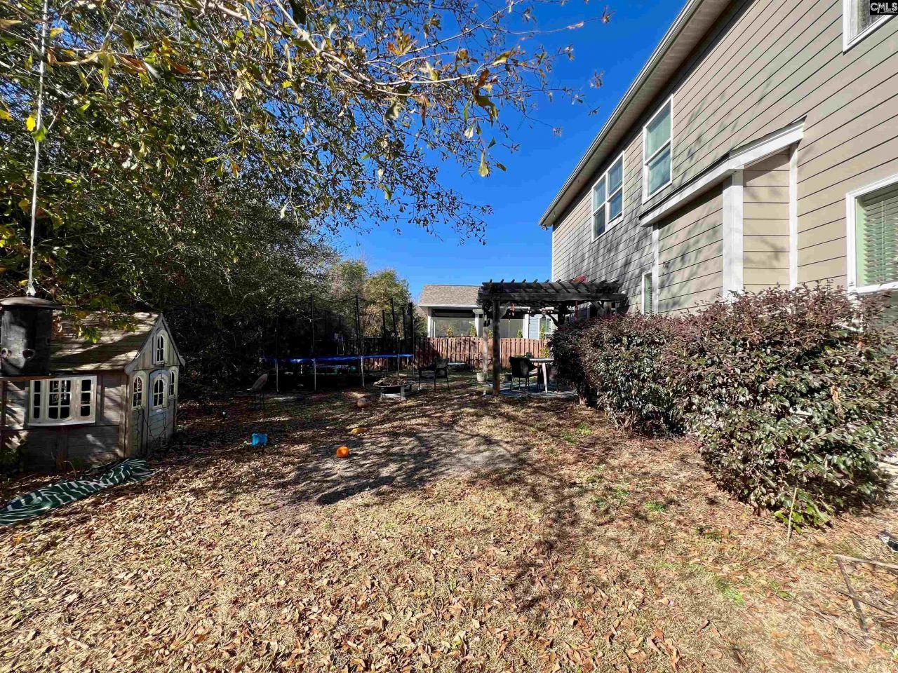 526 Litchfield Lane Photo 38