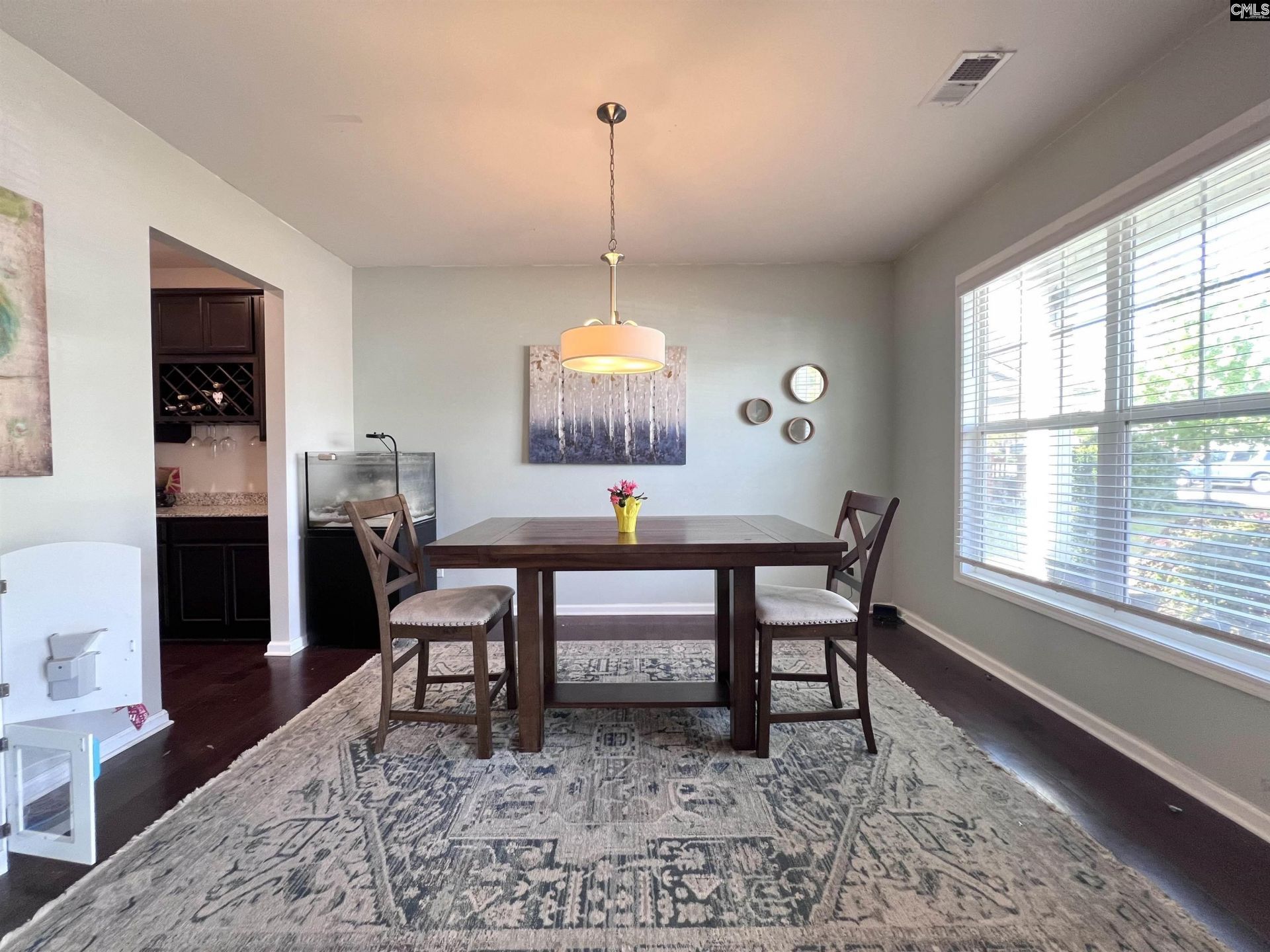 526 Litchfield Lane Photo 5