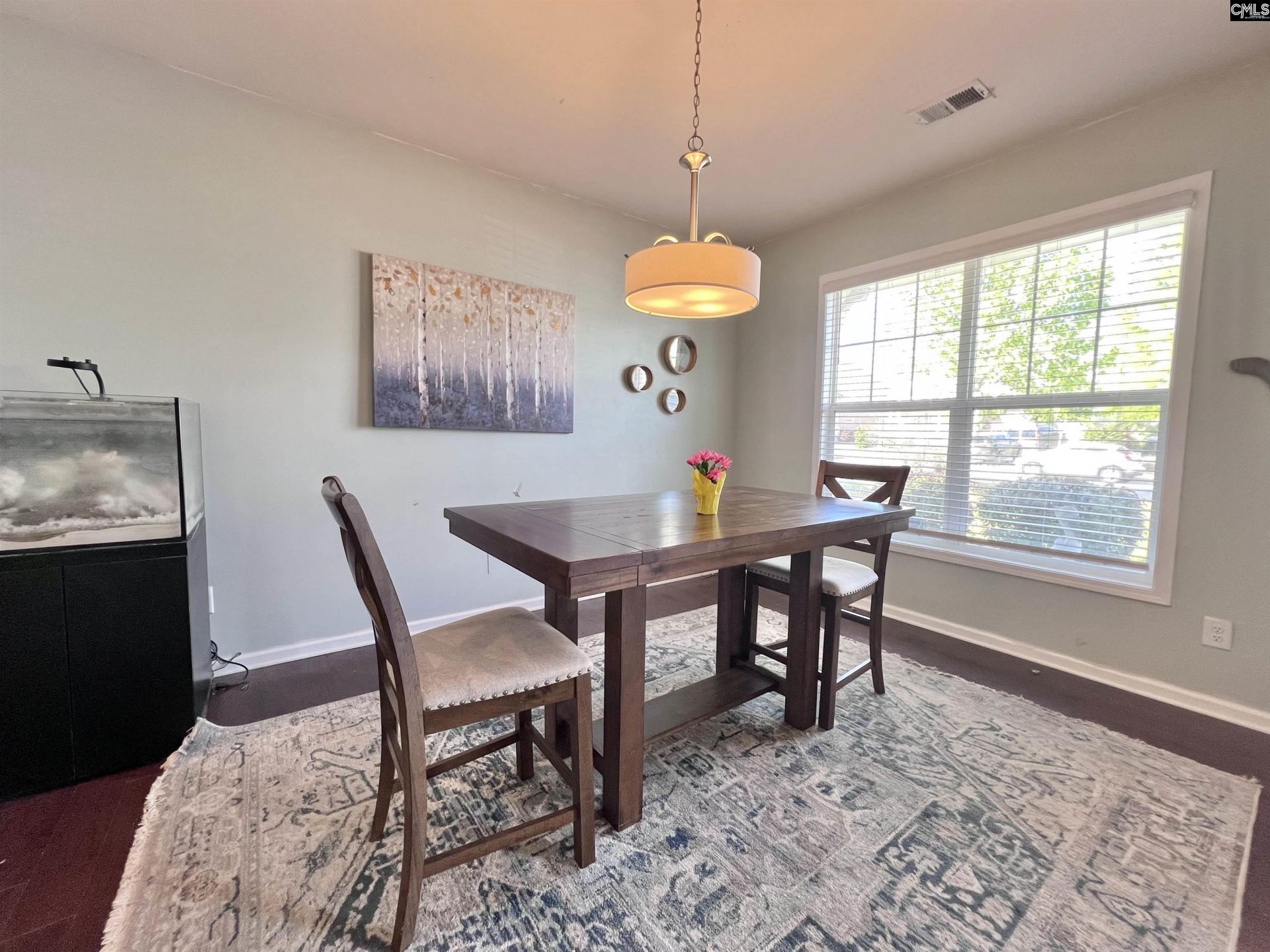 526 Litchfield Lane Photo 6