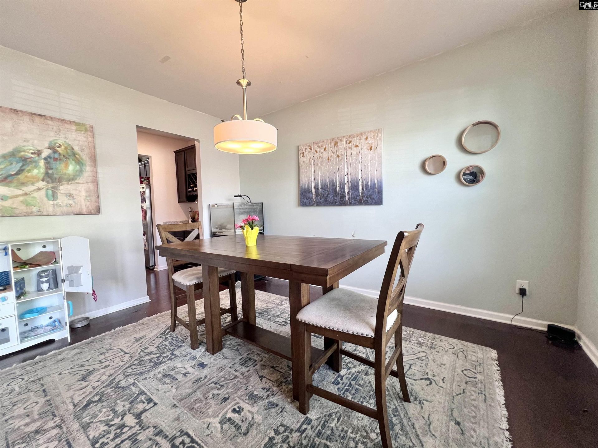 526 Litchfield Lane Photo 7