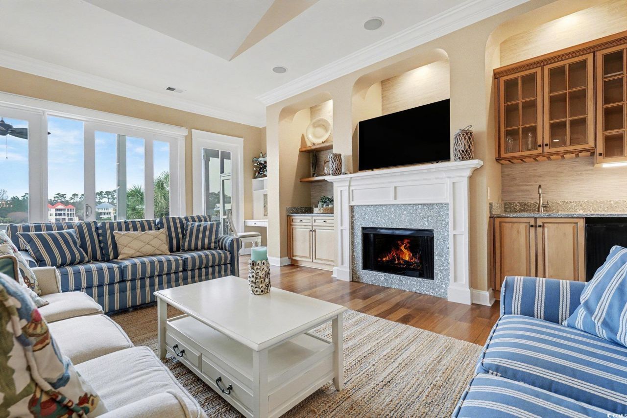 1710 Pond Rd. Photo 9