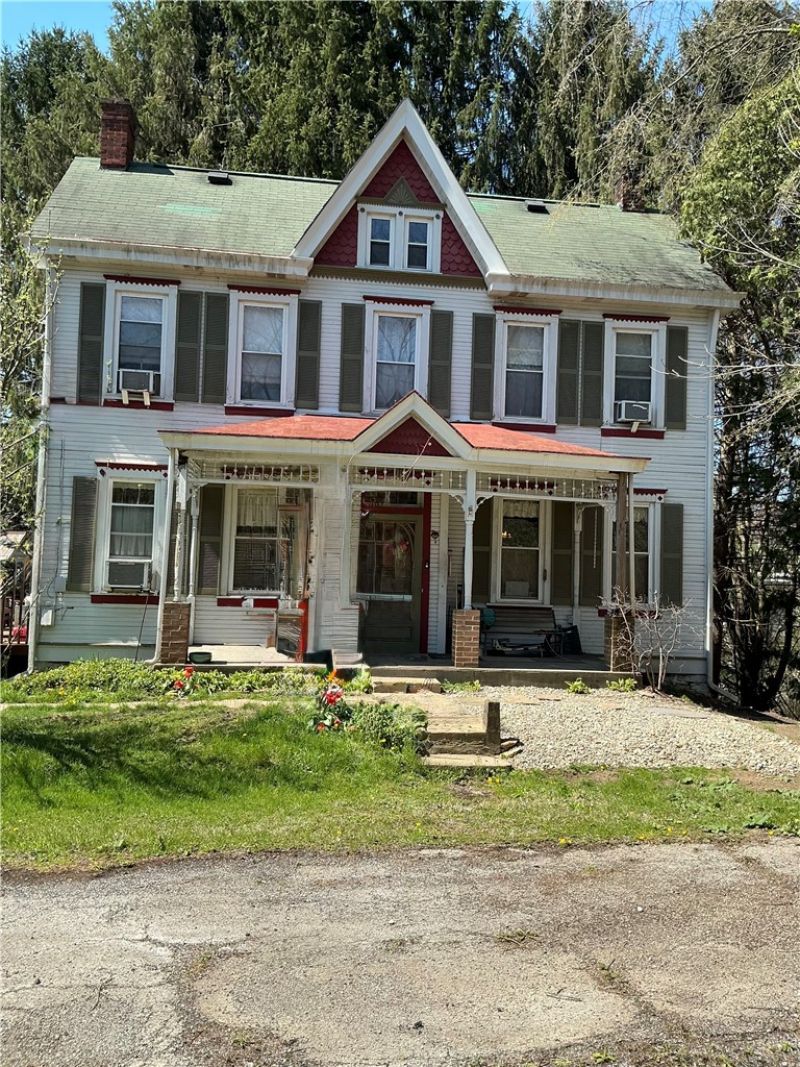 118 Saltarka Ln, Zelienople, PA 16063 Main Photo