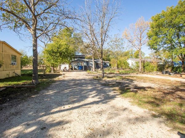162 Mendoza Ln LN, Buda, TX 78610
