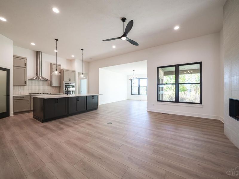 9155 Remy Ct, Clearcreek Twp., OH 45458 Photo 4