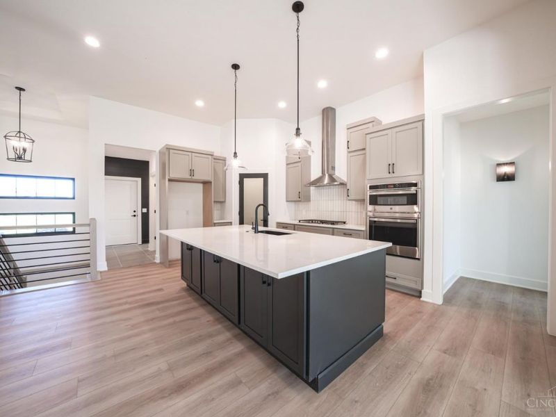 9155 Remy Ct, Clearcreek Twp., OH 45458 Photo 6