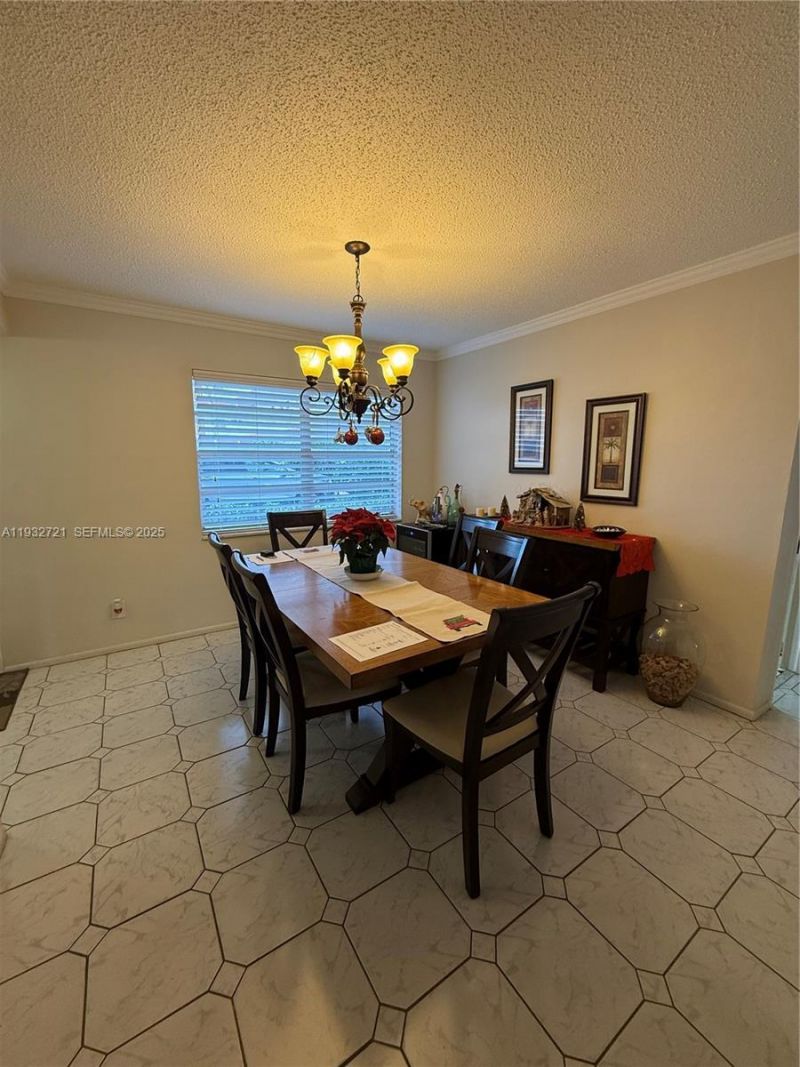 4270 NW 40th St , Unit 109, Lauderdale Lakes, FL 33319 Photo