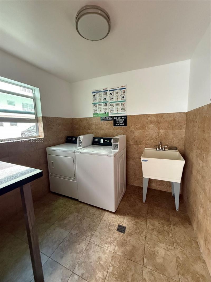 4270 NW 40th St , Unit 109, Lauderdale Lakes, FL 33319 Photo