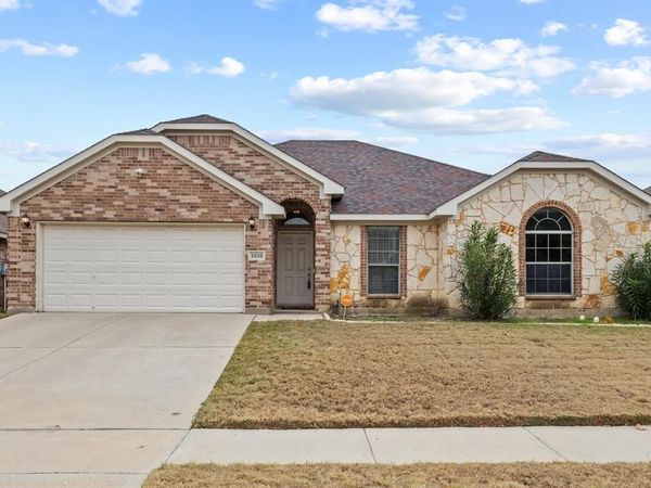 1510 White Willow Lane, Arlington, TX 76002