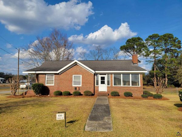 650 Third Street, Unadilla, GA 31091