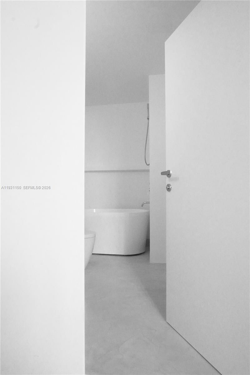 133 NE 2nd Ave, Unit 1608, Miami, FL 33132 Photo