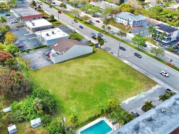 6200 W Atlantic Blvd , Margate, FL 33063