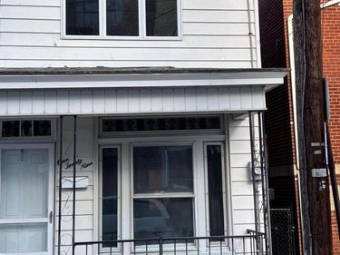 129 N WHITE STREET, SHENANDOAH, PA 17976