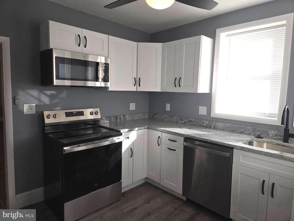 2911 Markley Avenue, Baltimore, MD 21214 Main Photo