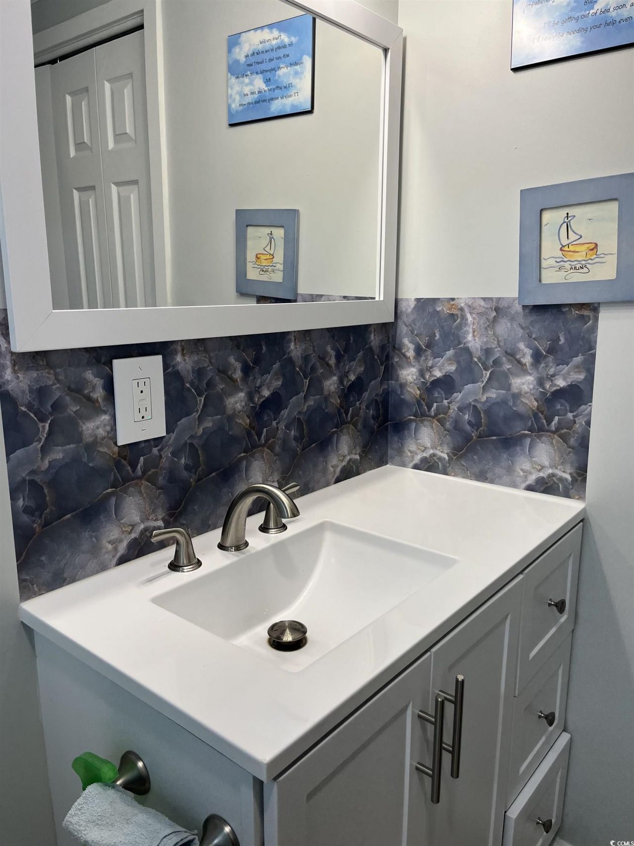 786 Richmond Trail Photo 12