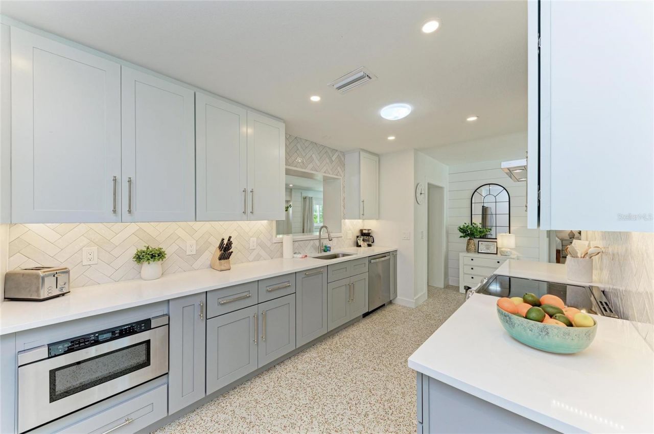 115 Los Cedros Drive, Anna Maria, FL 34216 Photo