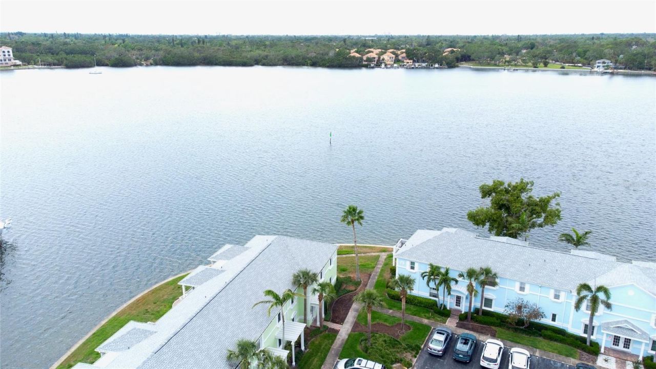 5129 SE Salmon Drive Se, Unit A, Saint Petersburg, FL 33705 Photo