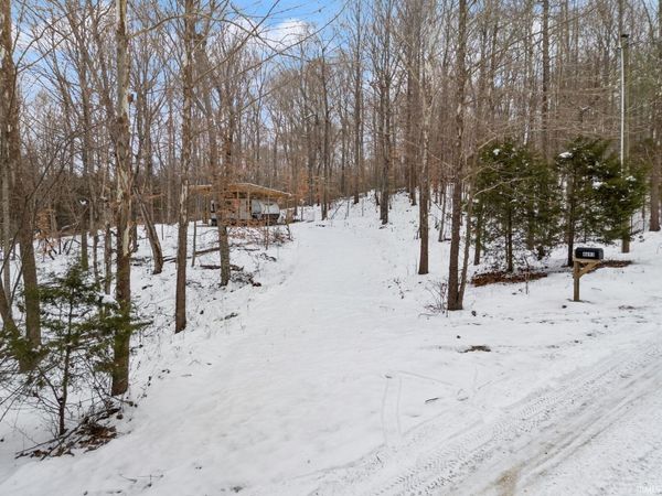 4693 S Calloway Drive, Hardinsburg, IN 47125