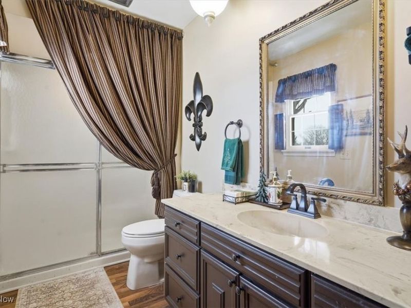 310 Tonawanda Trail SW, Hartville, OH 44632 Photo 19