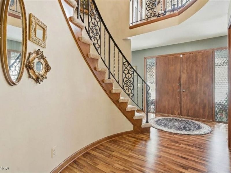 310 Tonawanda Trail SW, Hartville, OH 44632 Photo 21