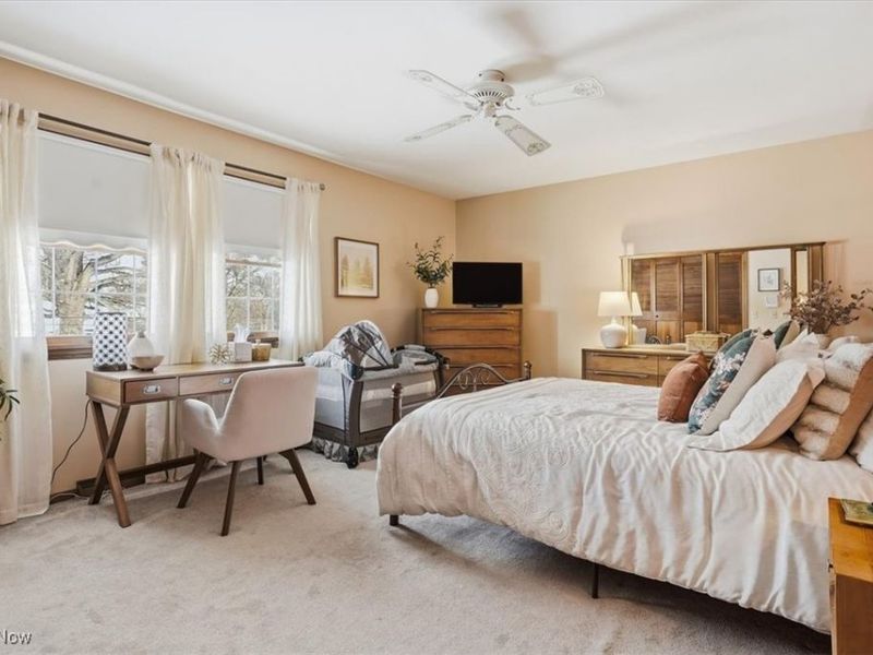 310 Tonawanda Trail SW, Hartville, OH 44632 Photo 24