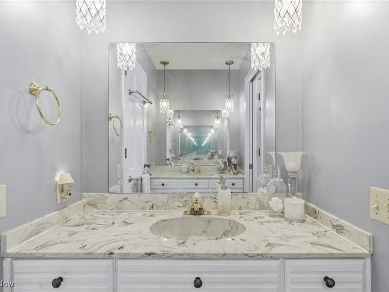 310 Tonawanda Trail SW, Hartville, OH 44632 Photo 28