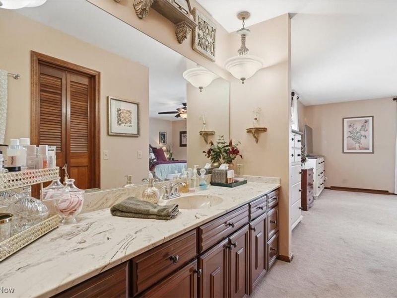 310 Tonawanda Trail SW, Hartville, OH 44632 Photo 33