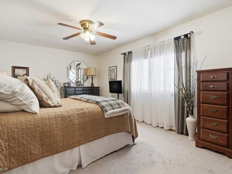 310 Tonawanda Trail SW, Hartville, OH 44632 Photo 35