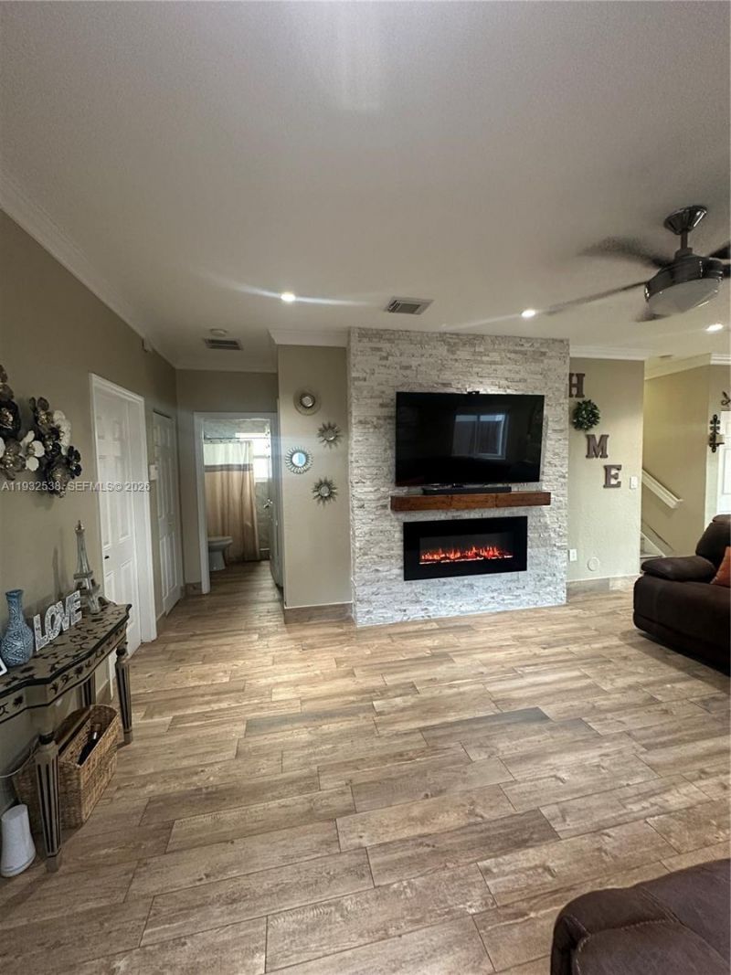 3134 NE 3rd Dr, Homestead, FL 33033 Photo