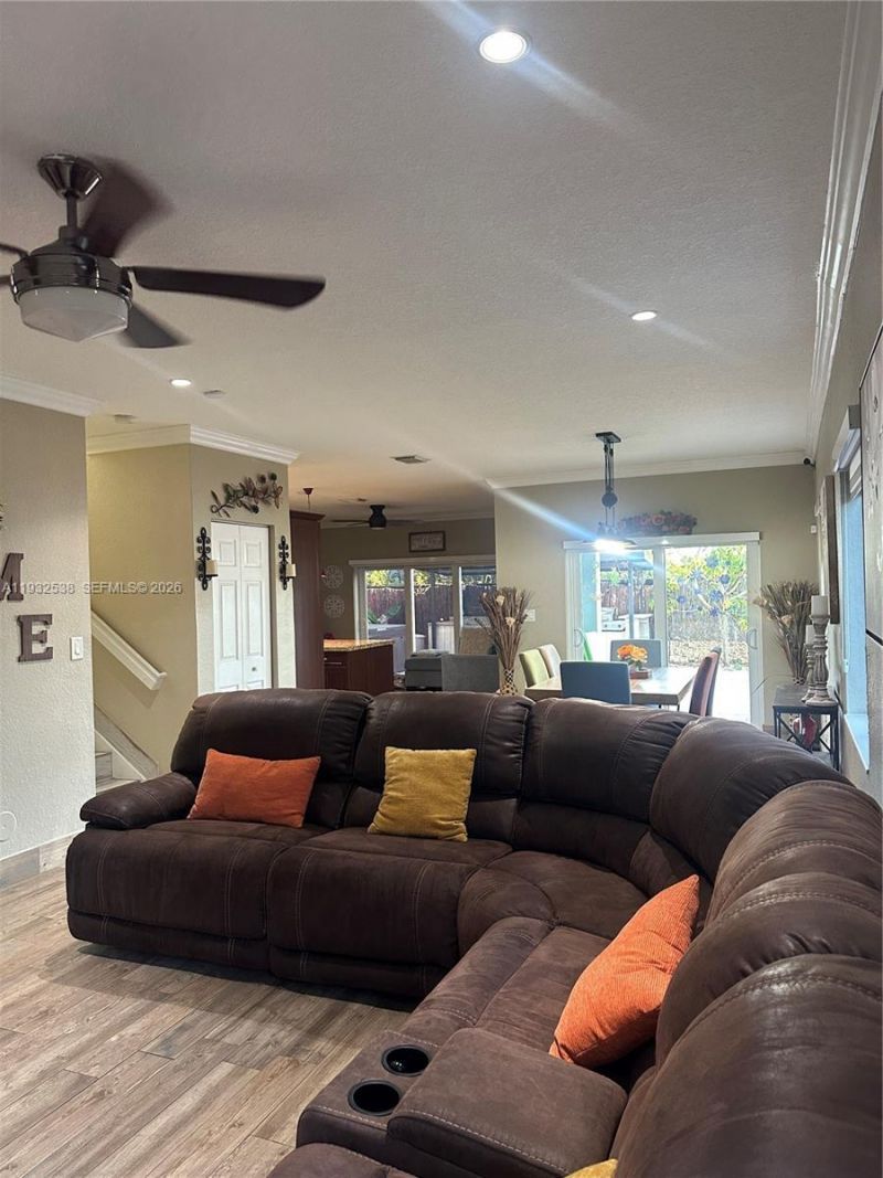 3134 NE 3rd Dr, Homestead, FL 33033 Photo