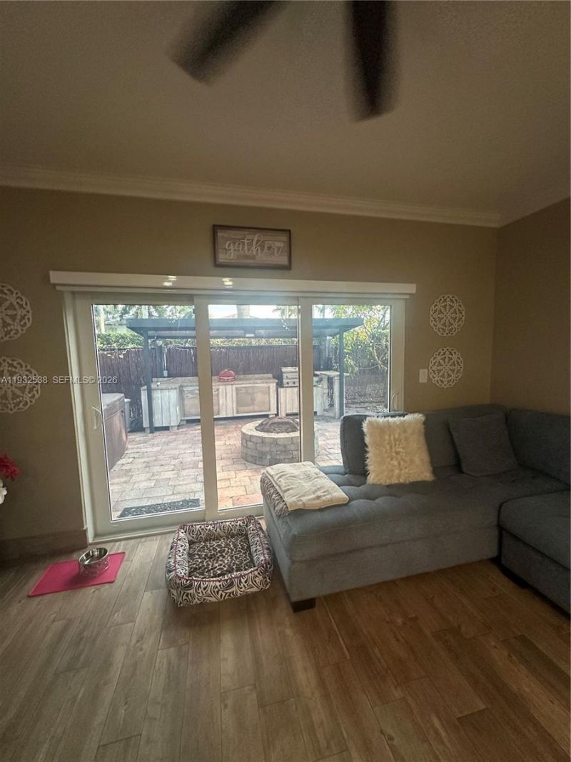 3134 NE 3rd Dr, Homestead, FL 33033 Photo