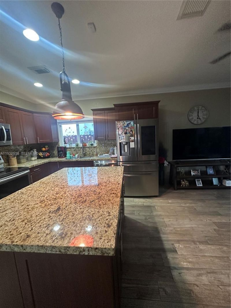 3134 NE 3rd Dr, Homestead, FL 33033 Photo