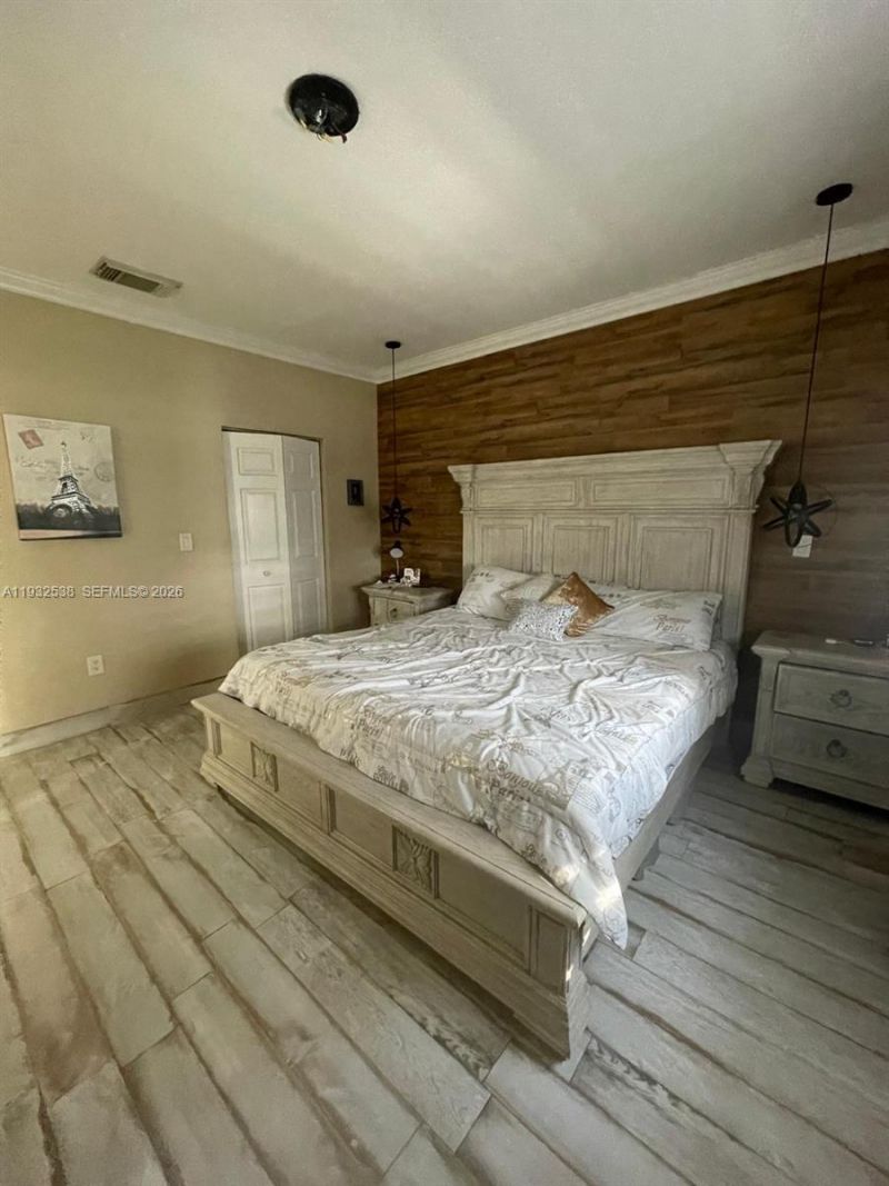 3134 NE 3rd Dr, Homestead, FL 33033 Photo