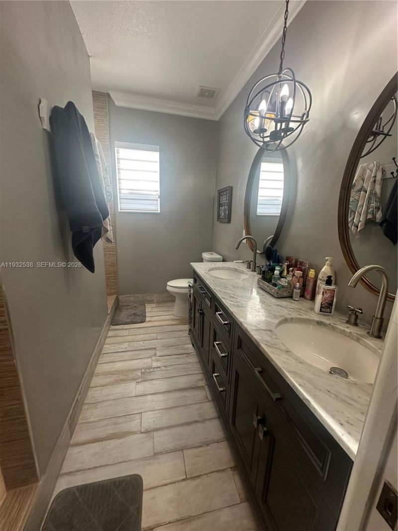 3134 NE 3rd Dr, Homestead, FL 33033 Photo