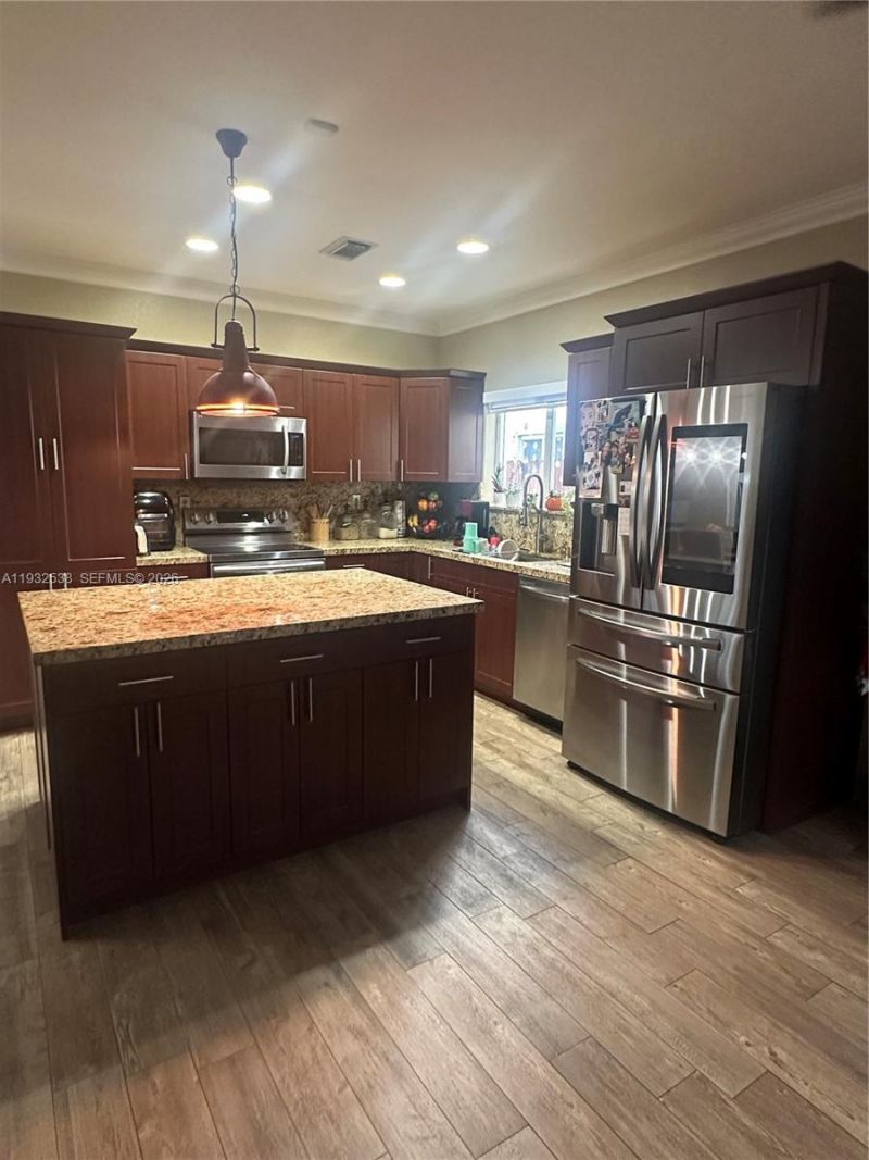 3134 NE 3rd Dr, Homestead, FL 33033 Photo