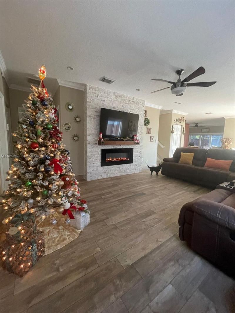 3134 NE 3rd Dr, Homestead, FL 33033 Photo