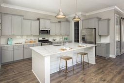 114 Ingleside Drive photo 4