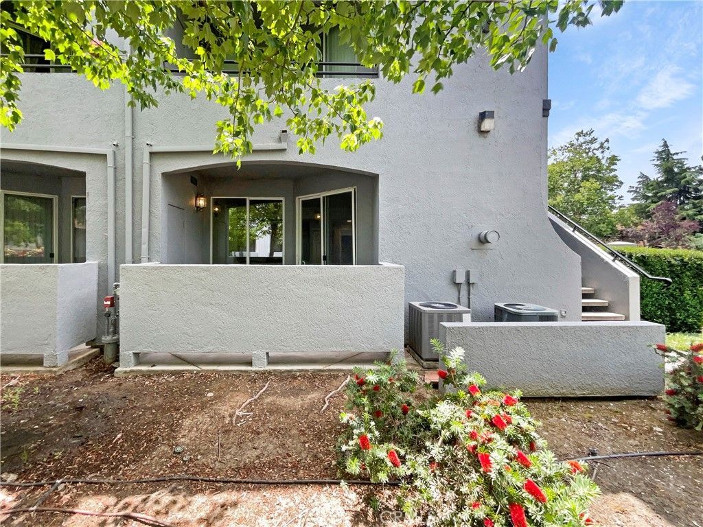 5201 Laguna Oaks, Unit 5, Elk Grove, CA 95758 Main Photo