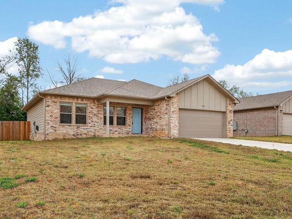 55 Birchwood Drive, Ward, AR 72176