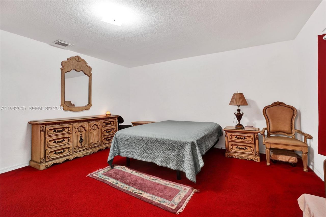 19110 NW 32nd Ave, Miami Gardens, FL 33056 Photo