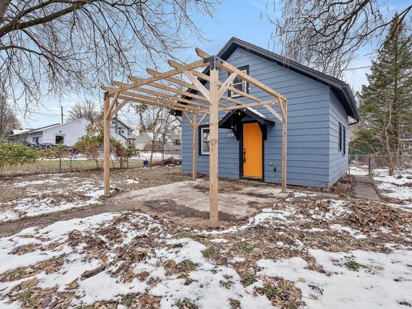 3802 Fairfield Avenue, Fort Wayne, IN 46807