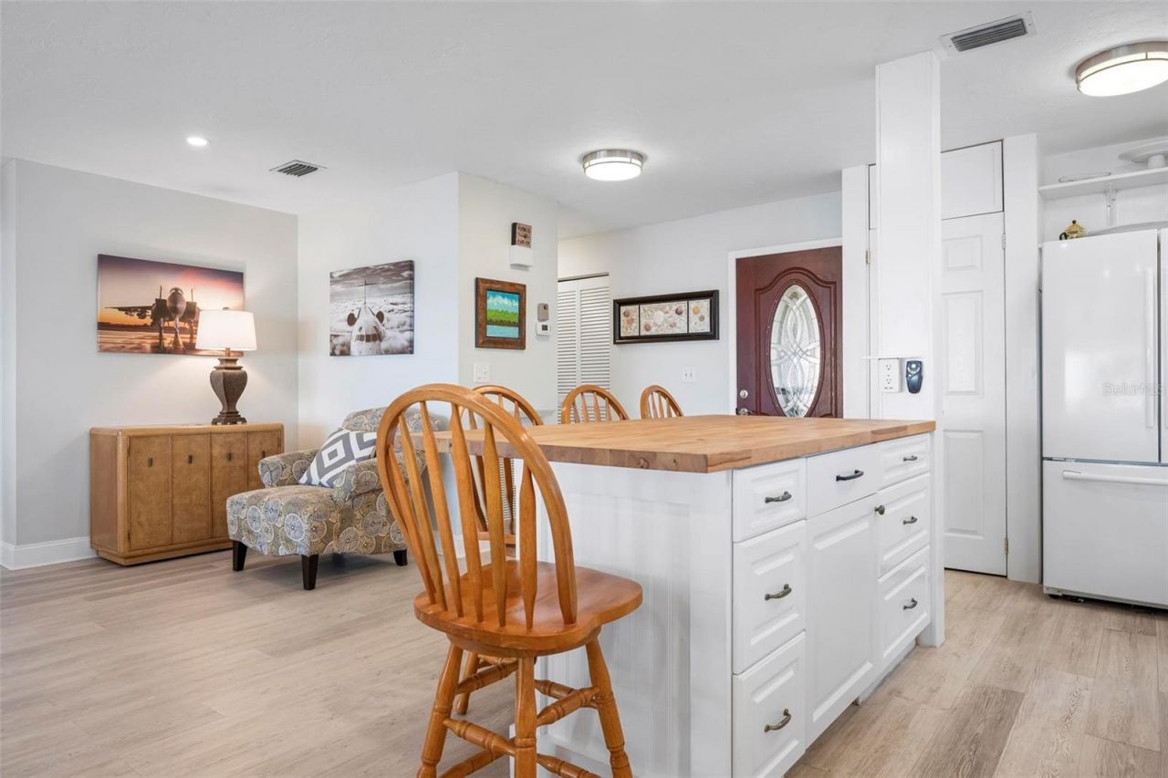 3875 Catalina Drive, Bradenton, FL 34210 Photo