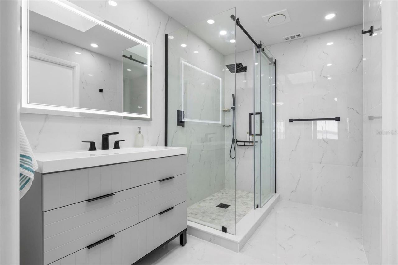 3875 Catalina Drive, Bradenton, FL 34210 Photo