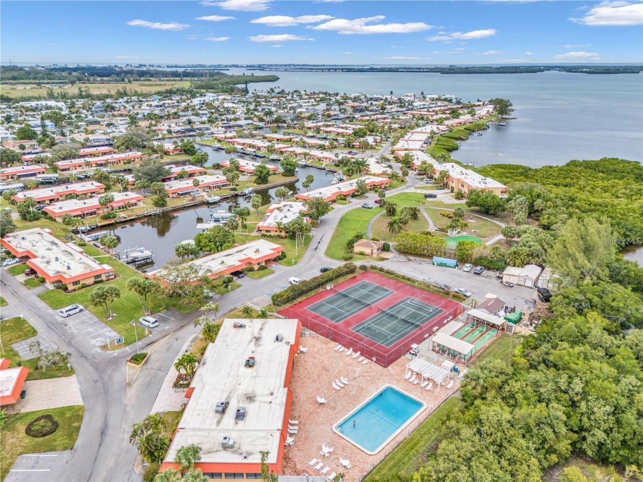 3875 Catalina Drive, Bradenton, FL 34210 Photo