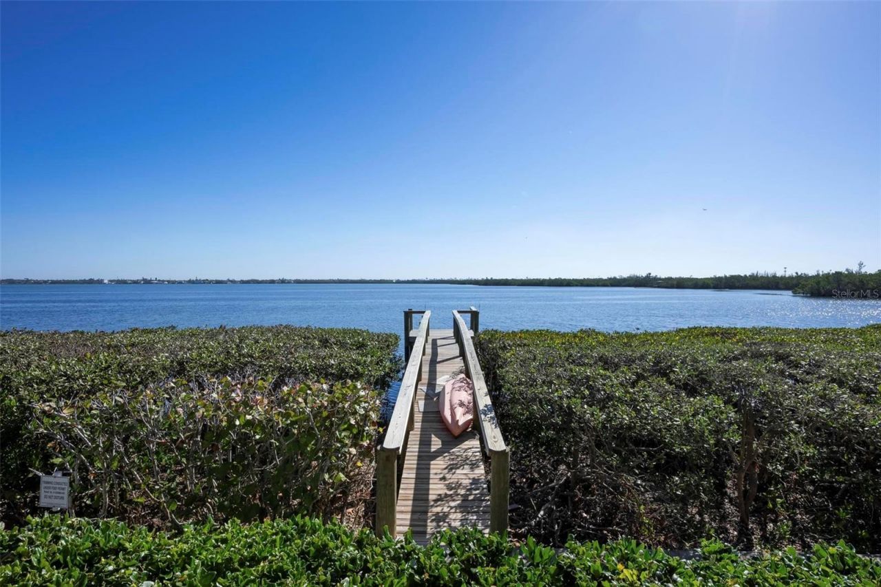 3875 Catalina Drive, Bradenton, FL 34210 Photo